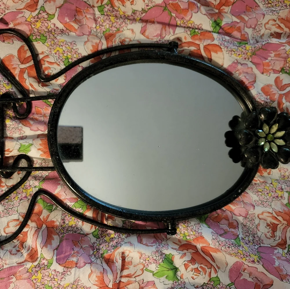 Vintage looking Mirror